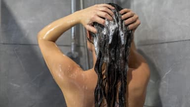 Haare waschen