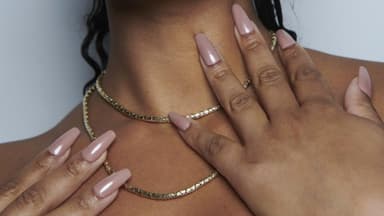 Rose Glass Nails