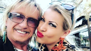 Bert Wollersheim und Ginger Costello machen ein Selfie