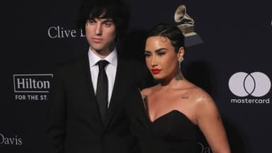 Demi Lovato wird von Freund Jute$ bzw. Jordan Lutes umarmt