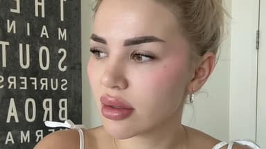 Kim Virginia Hartung guckt ernst zur Seite