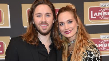 Gil Ofarim und Ex-Frau Verena Ofarim posieren auf dem Roten Teppich