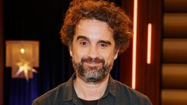 Oliver Wnuk lächelt