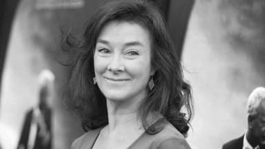 Valerie Mahaffey schwarz weiß