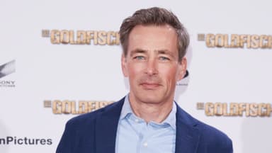 Jan Sosniok lächelt leicht