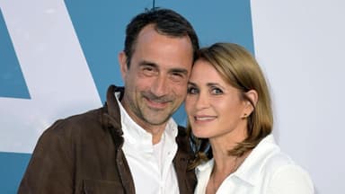 Oliver Haas und Anja Kling schmiegen ihre Köpfe aneinander