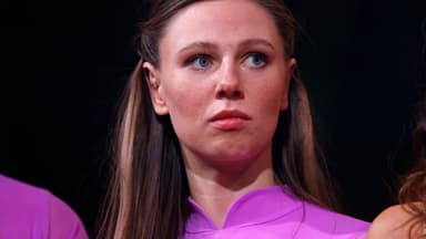 Ann-Kathrin Bendixen schaut ernst bei "Let's Dance"