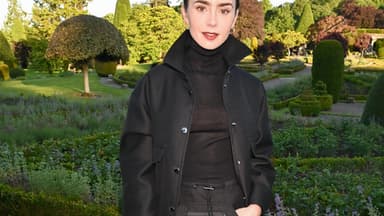  Lily Collins im Park