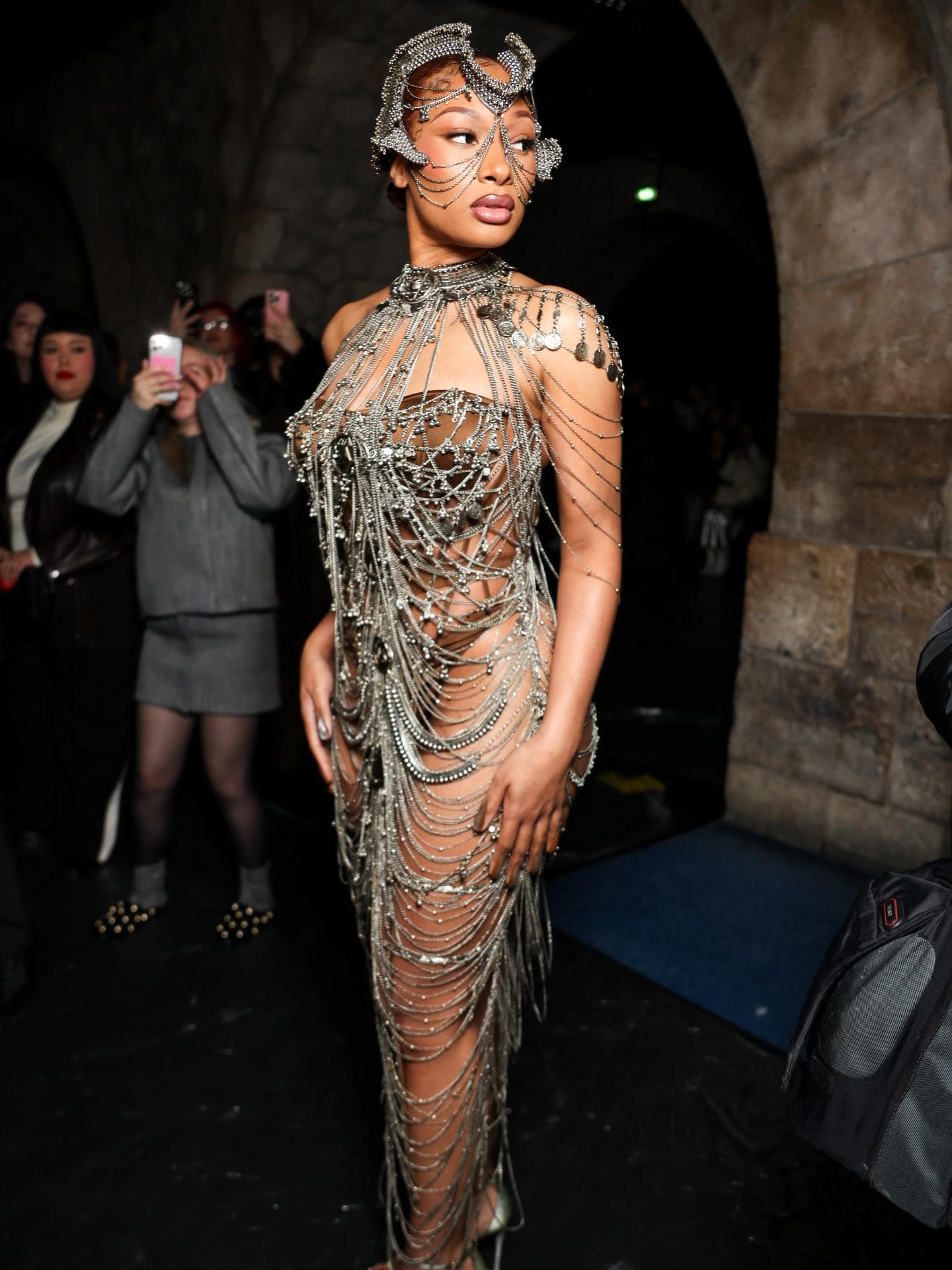 Looks der Stars bei der Haute Couture Week 2025 in Paris Looks der Stars bei der Haute Couture Week 2025 in Paris
