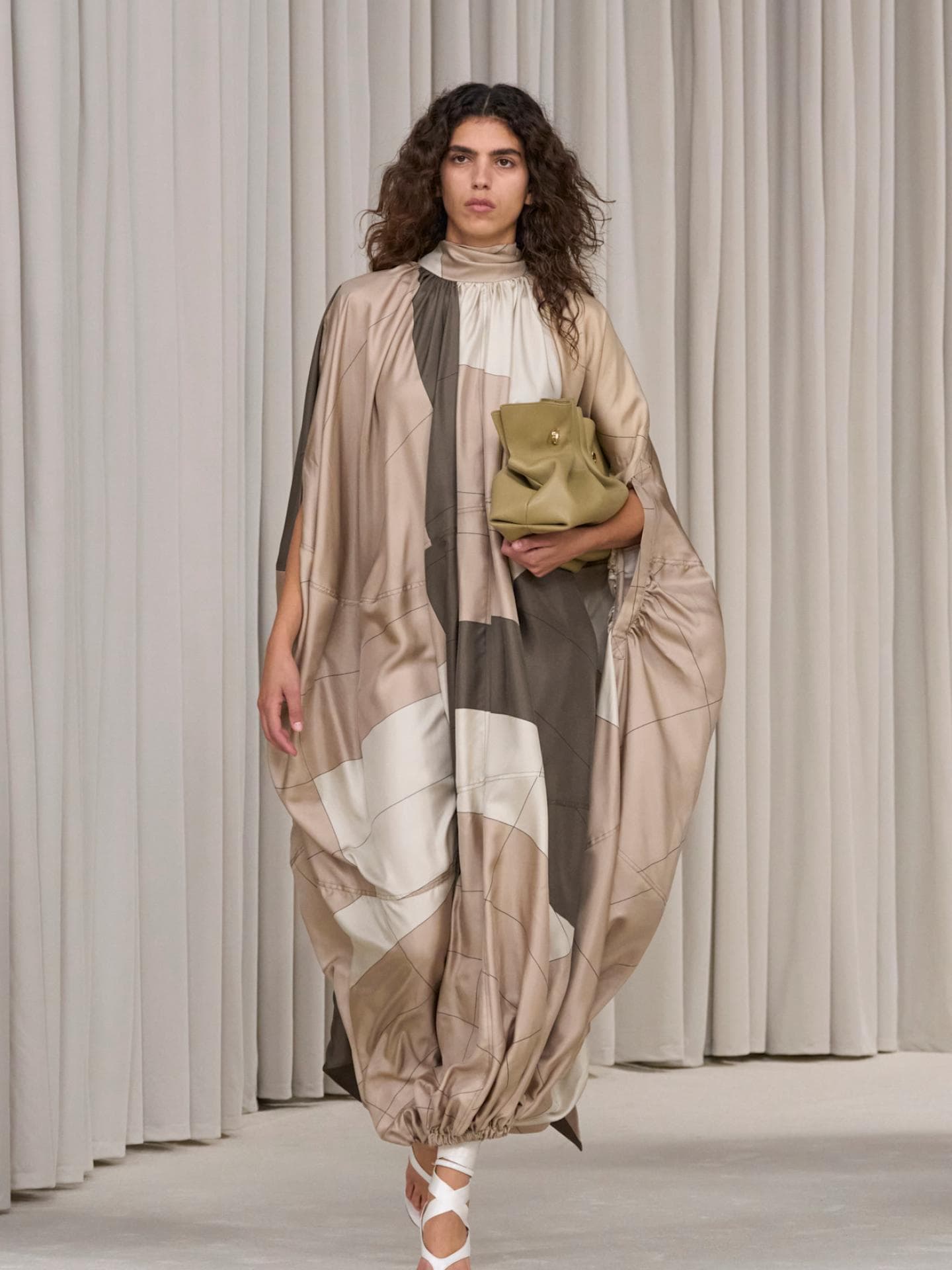 Doctor Bags Look bei Ferragamo