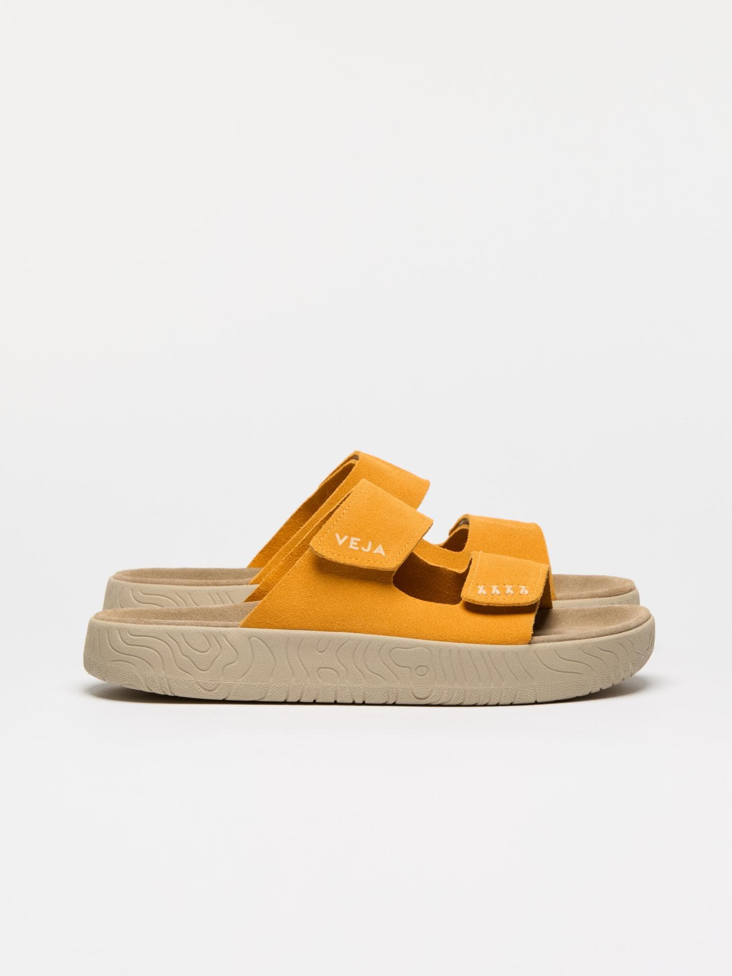 Veja launcht seine erste Sandale, die stylischer nicht sein könnte Veja Sandale