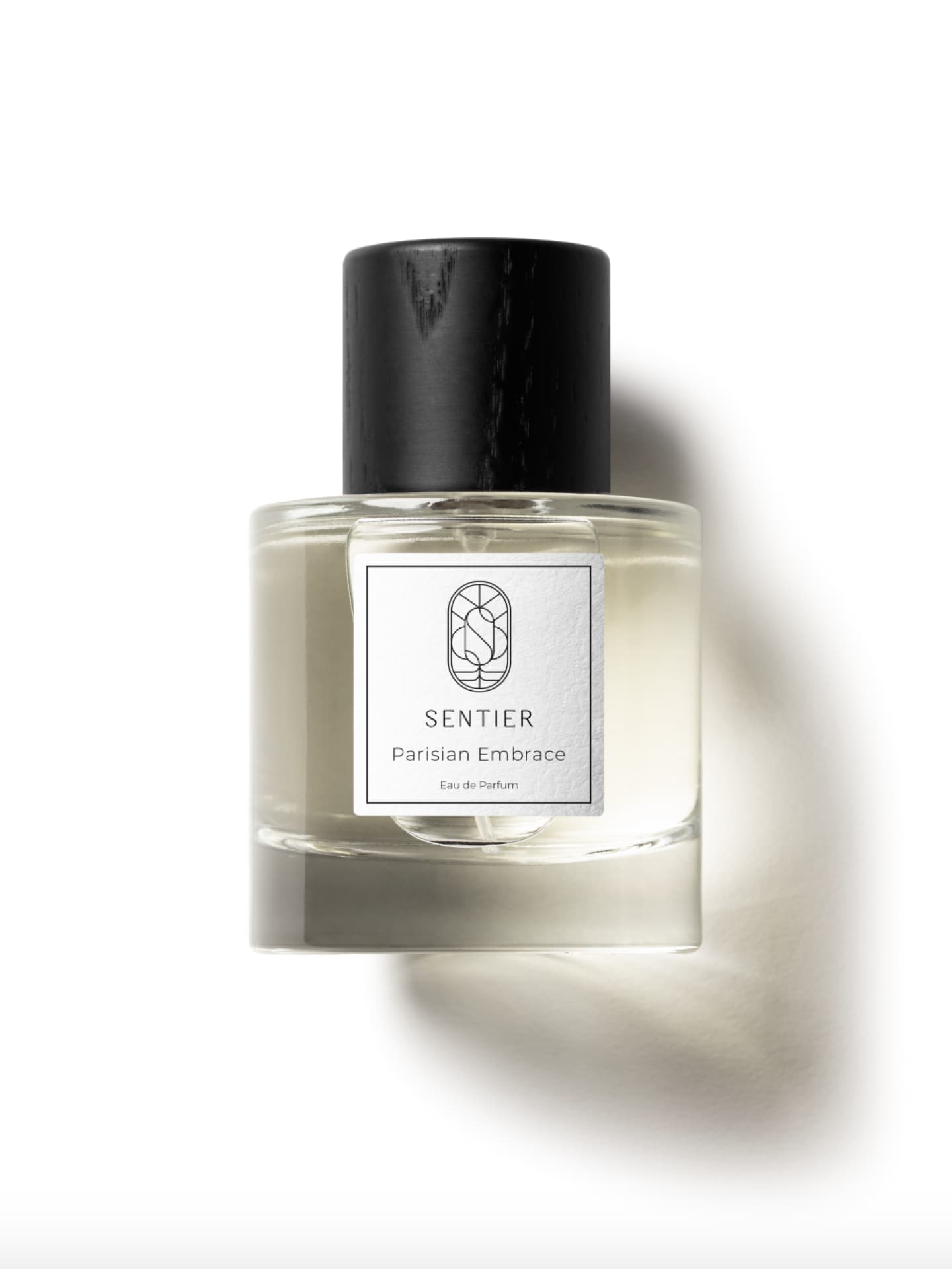 Parisian Embrace von Sentier