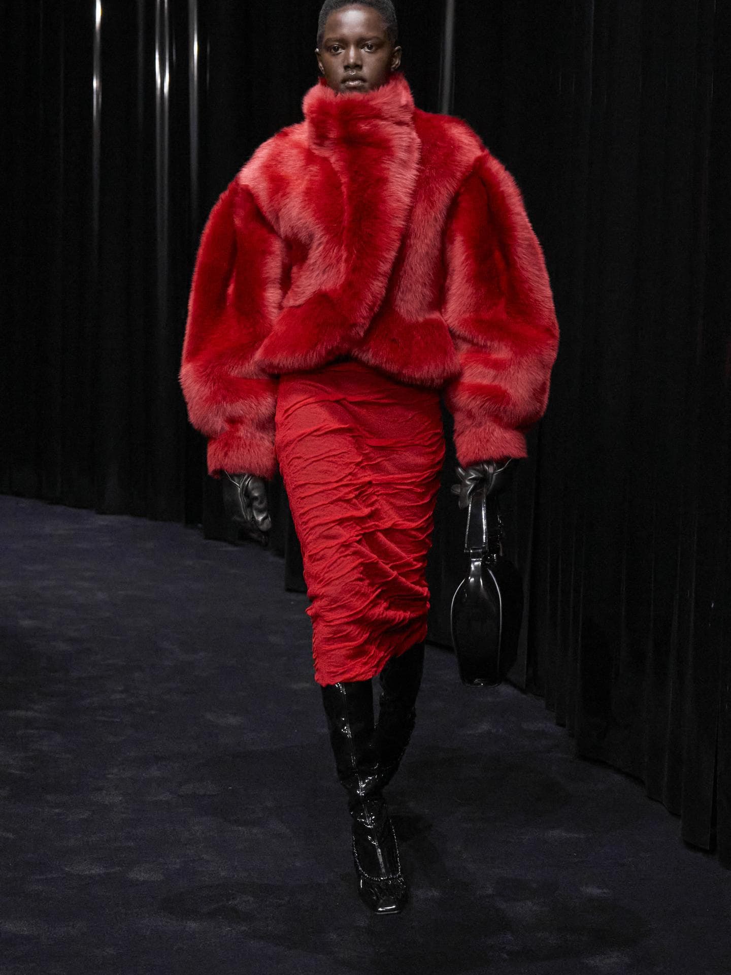 Rote Fake Fur Jacke