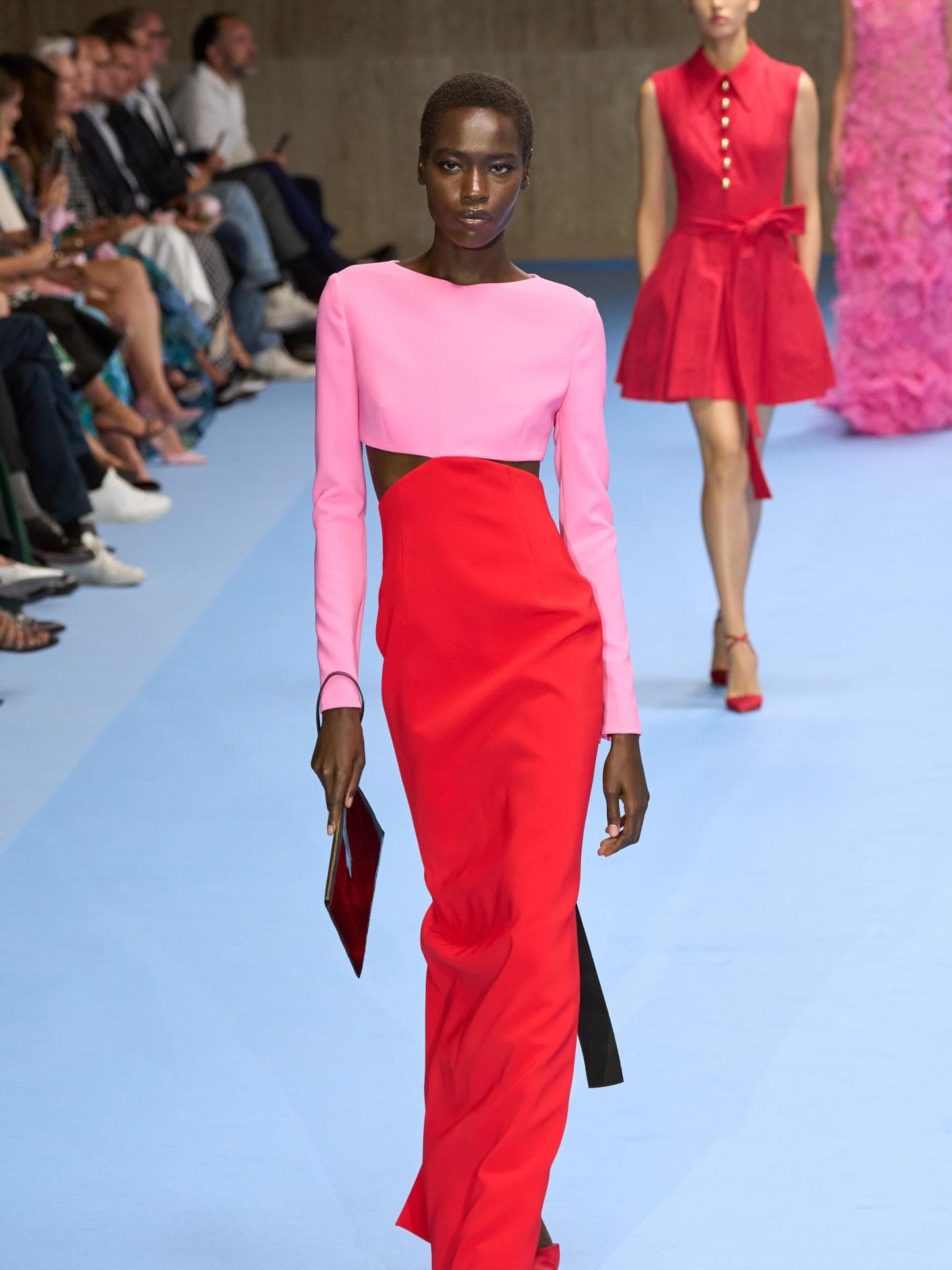 Carolina Herrera: Die größten Trends für Frühjahr/Sommer 2025 bei der New York Fashion Week Model bei Carolina Herrera