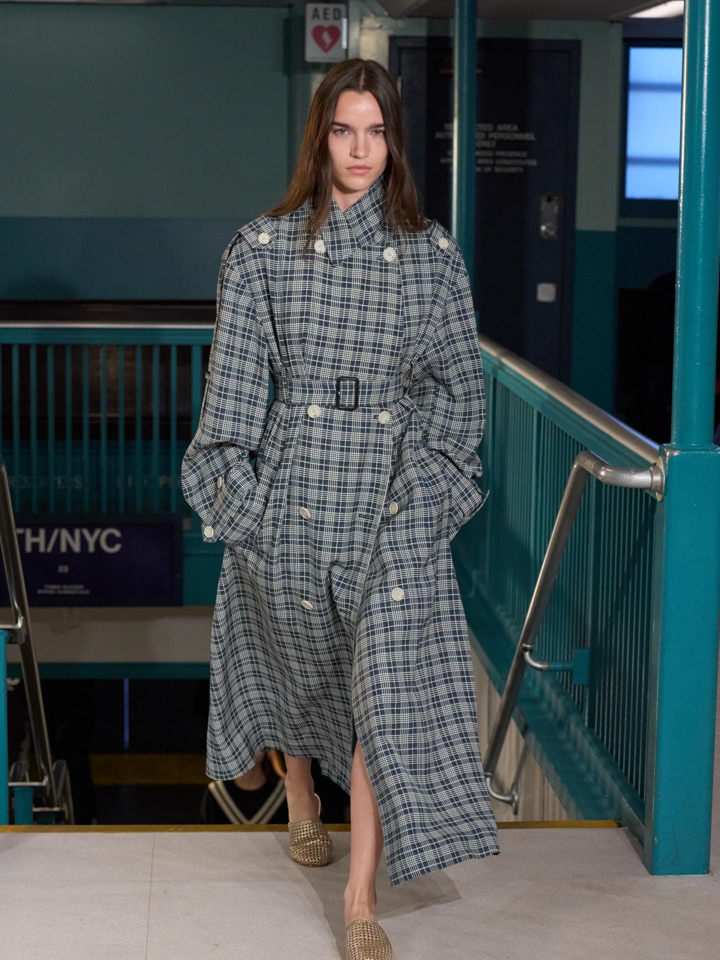 Tommy Hilfiger Spring/ Summer Kollektion 2025 Model bei Tommy Hilfiger