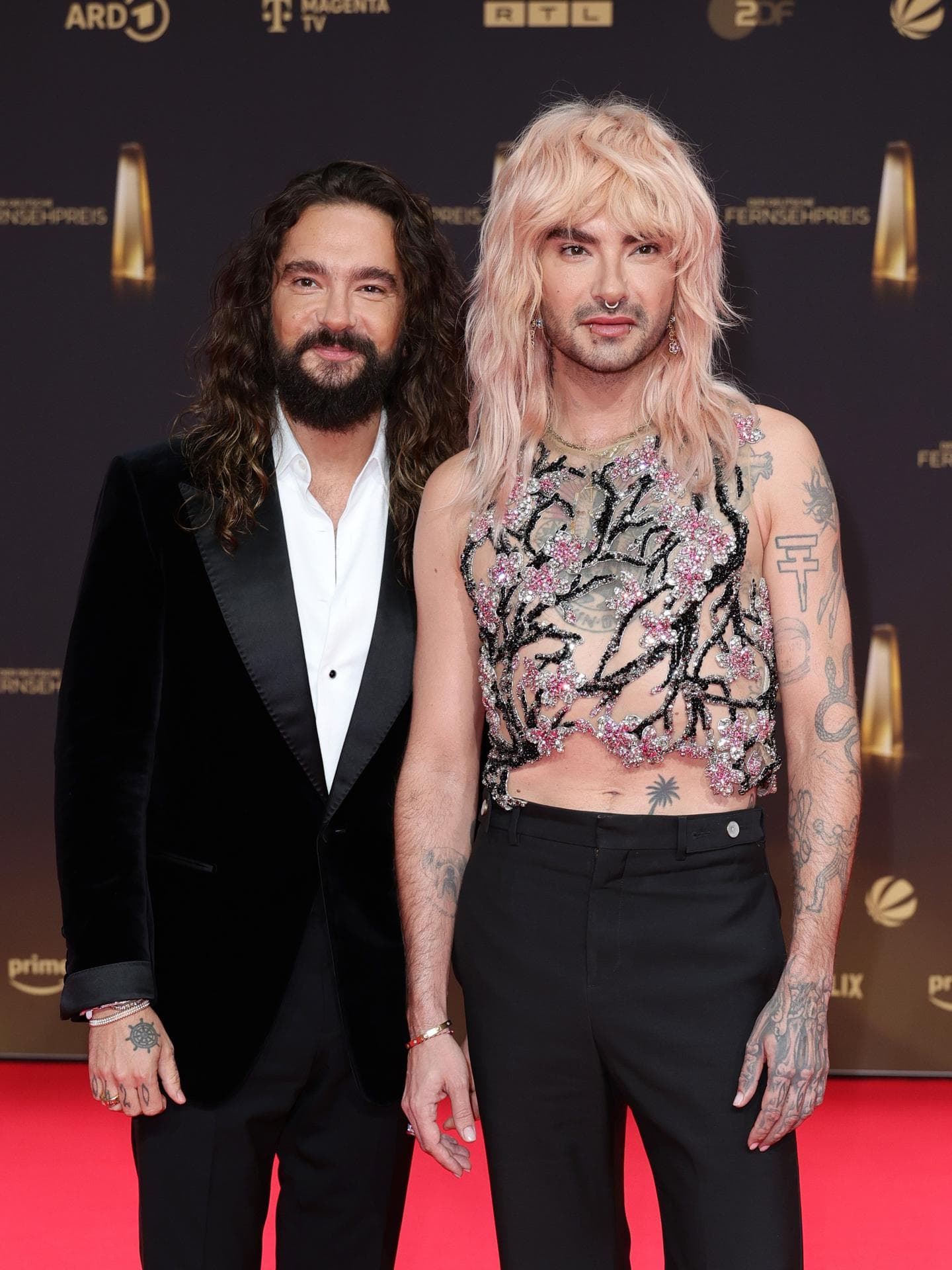 Stars beim "Deutschen Fernsehpreis 2024": Bill und Tom Kaulitz sichtlich stolz