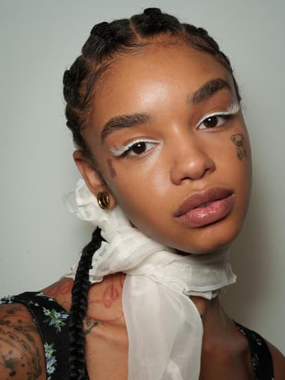 Ganni Model mit Doll Lashes