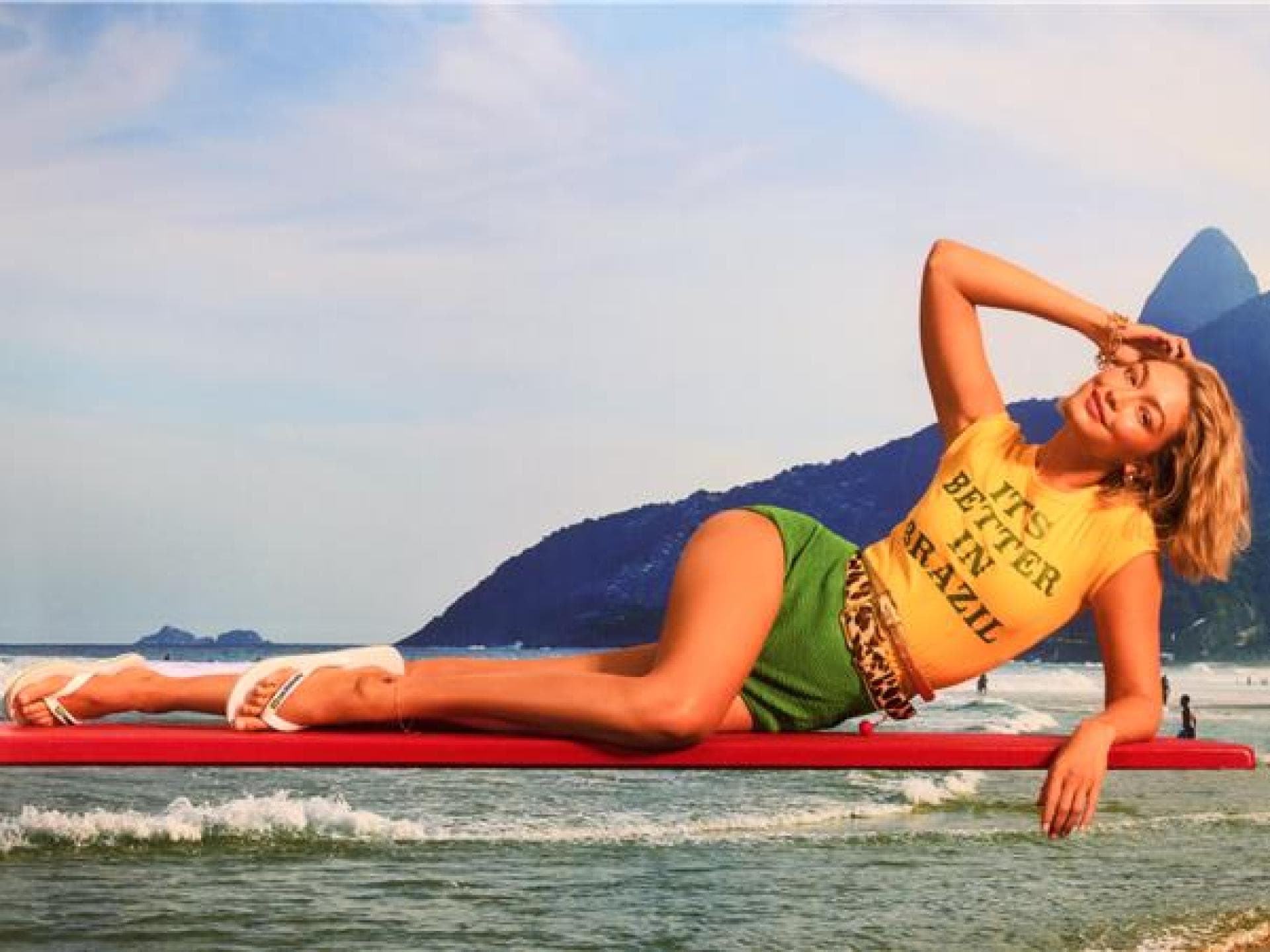 Gigi Hadid zeigt uns die schönsten Havaianas für die neue Saison Gigi Hadid