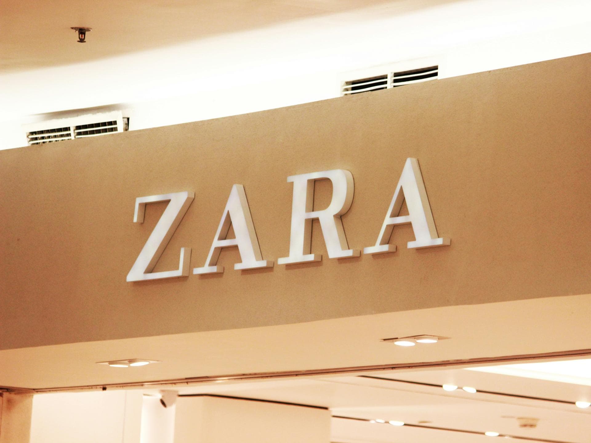 Zara Store