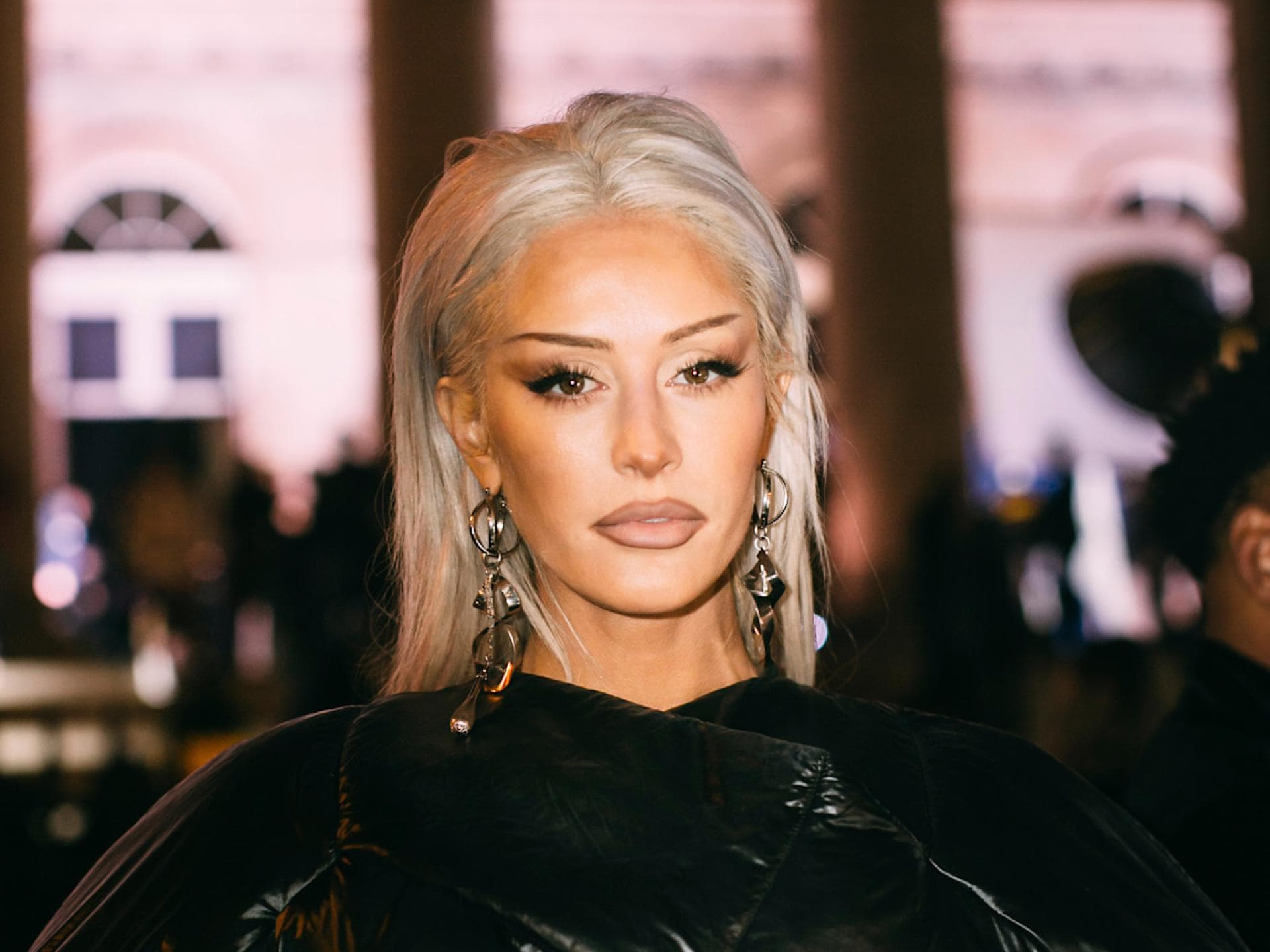 "Ghosted Hair" ist der Trend für selbstbewusste Frauen "Ghosted Hair" ist der Trend für selbstbewusste Frauen