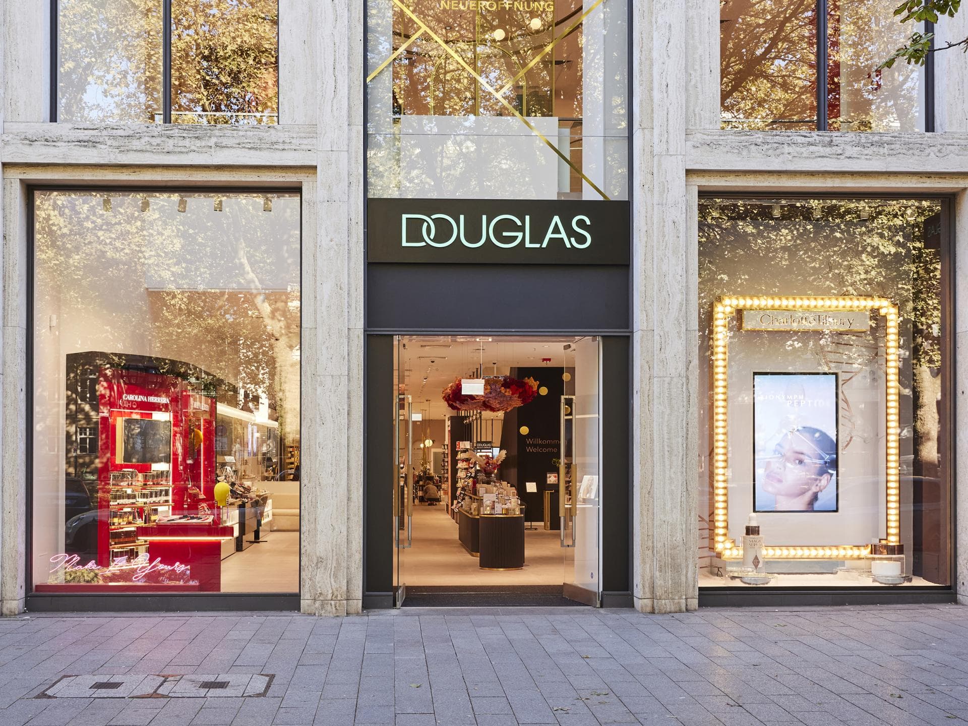 Douglas Favoriten Douglas Store in Düsseldorf