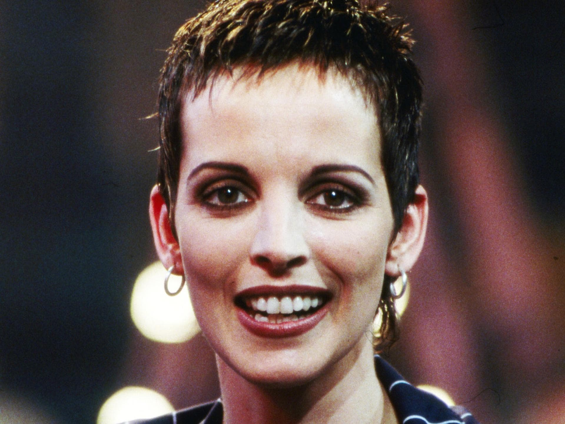Nena 1991 mit kurzen Haaren