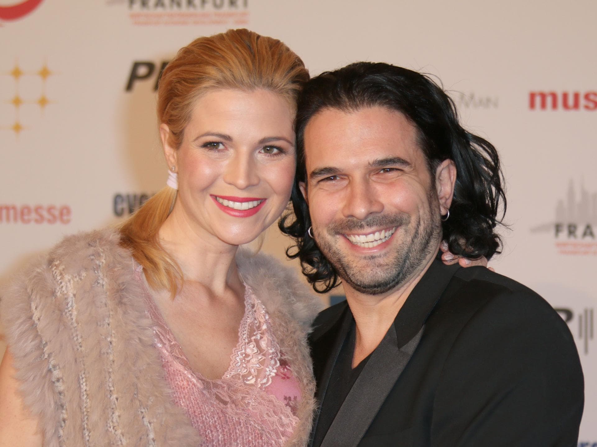 Myriel Brechtel und Marc Terenzi lachen