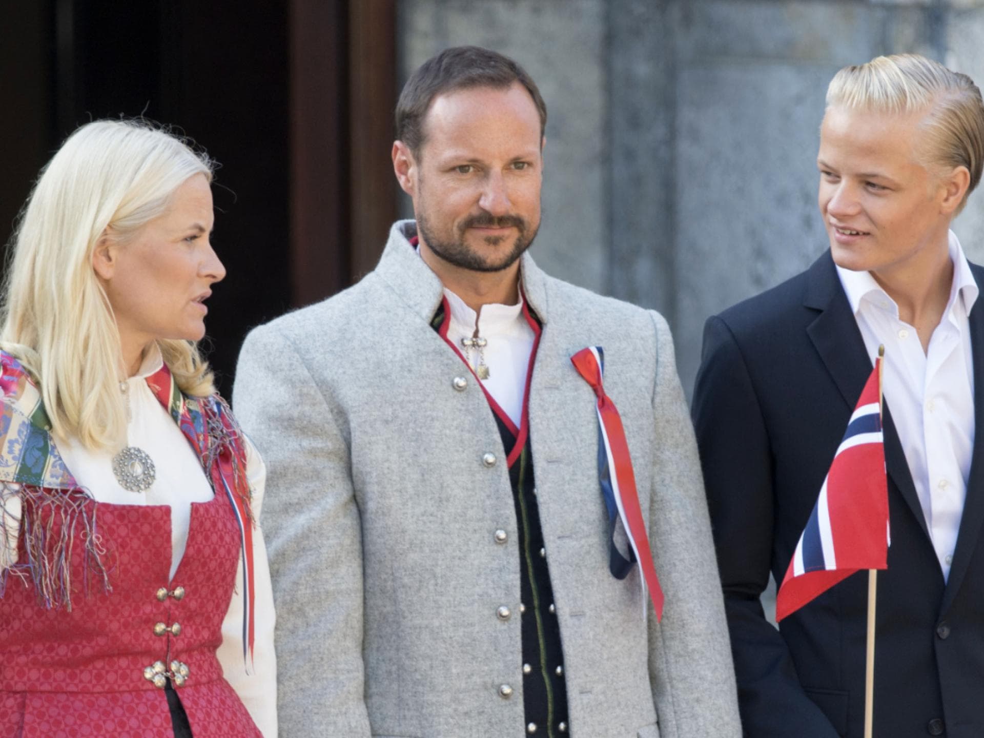 Kronprinzessin Mete-Marit, Kronprinz Haakon und Marius Borg Høiby.