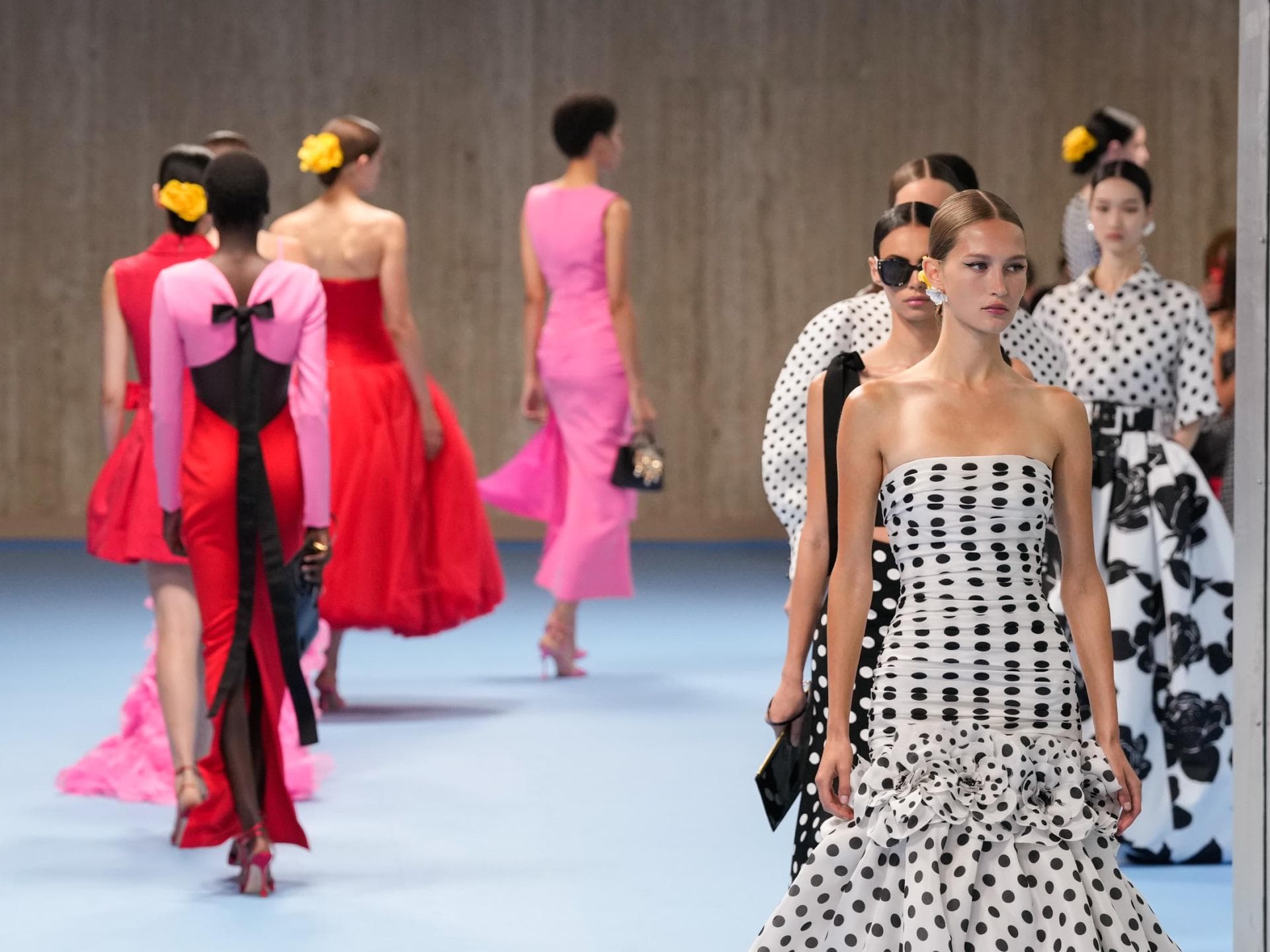 Carolina Herrera: Die größten Trends für Frühjahr/Sommer 2025 bei der New York Fashion Week Models bei Carolina Herrera
