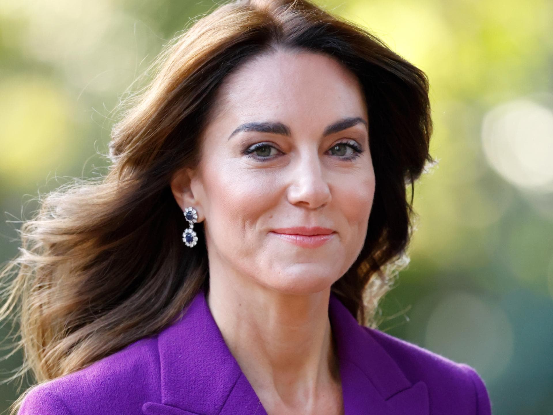 Kate lächelt