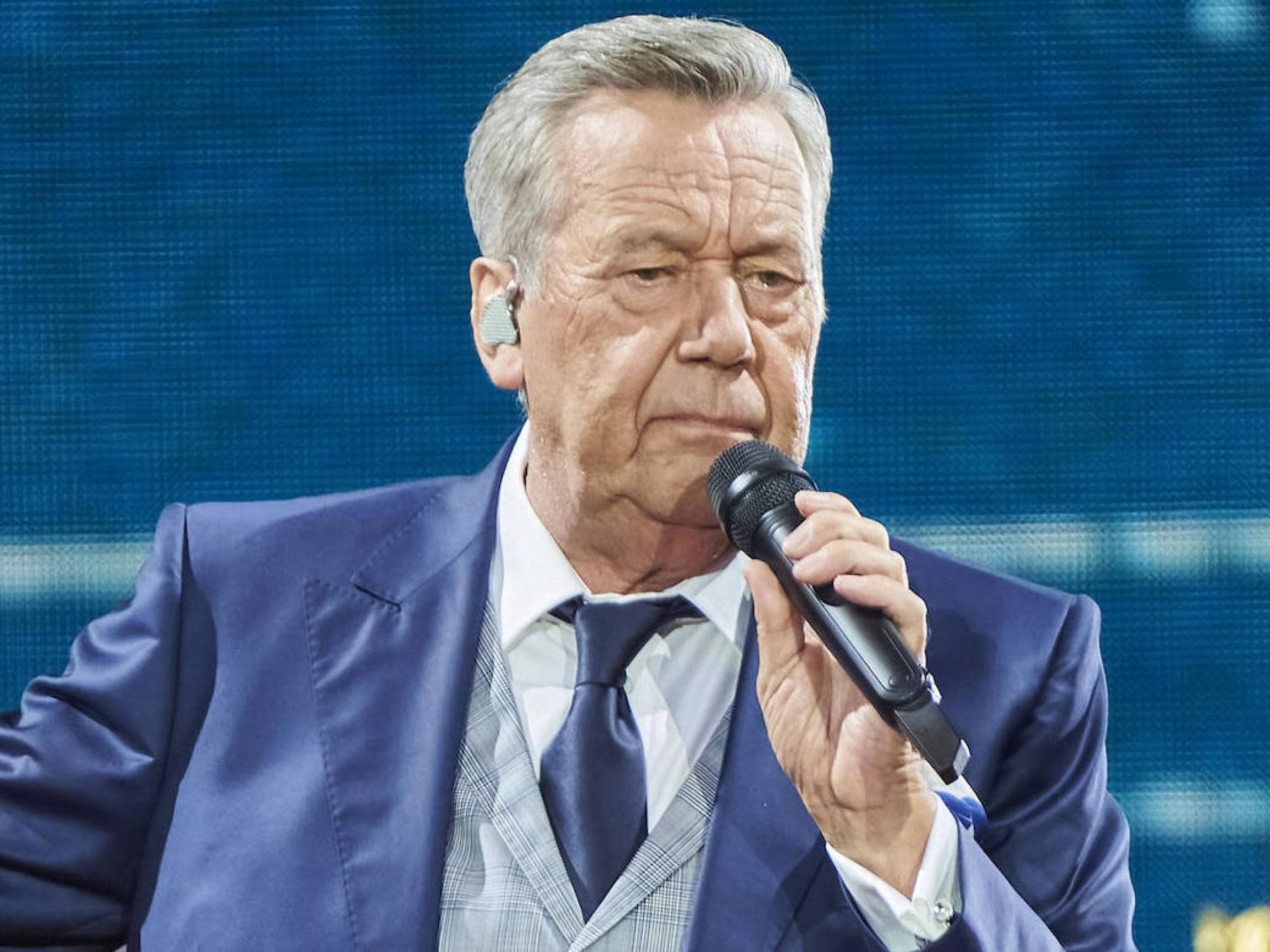 Roland Kaiser guckt genervt