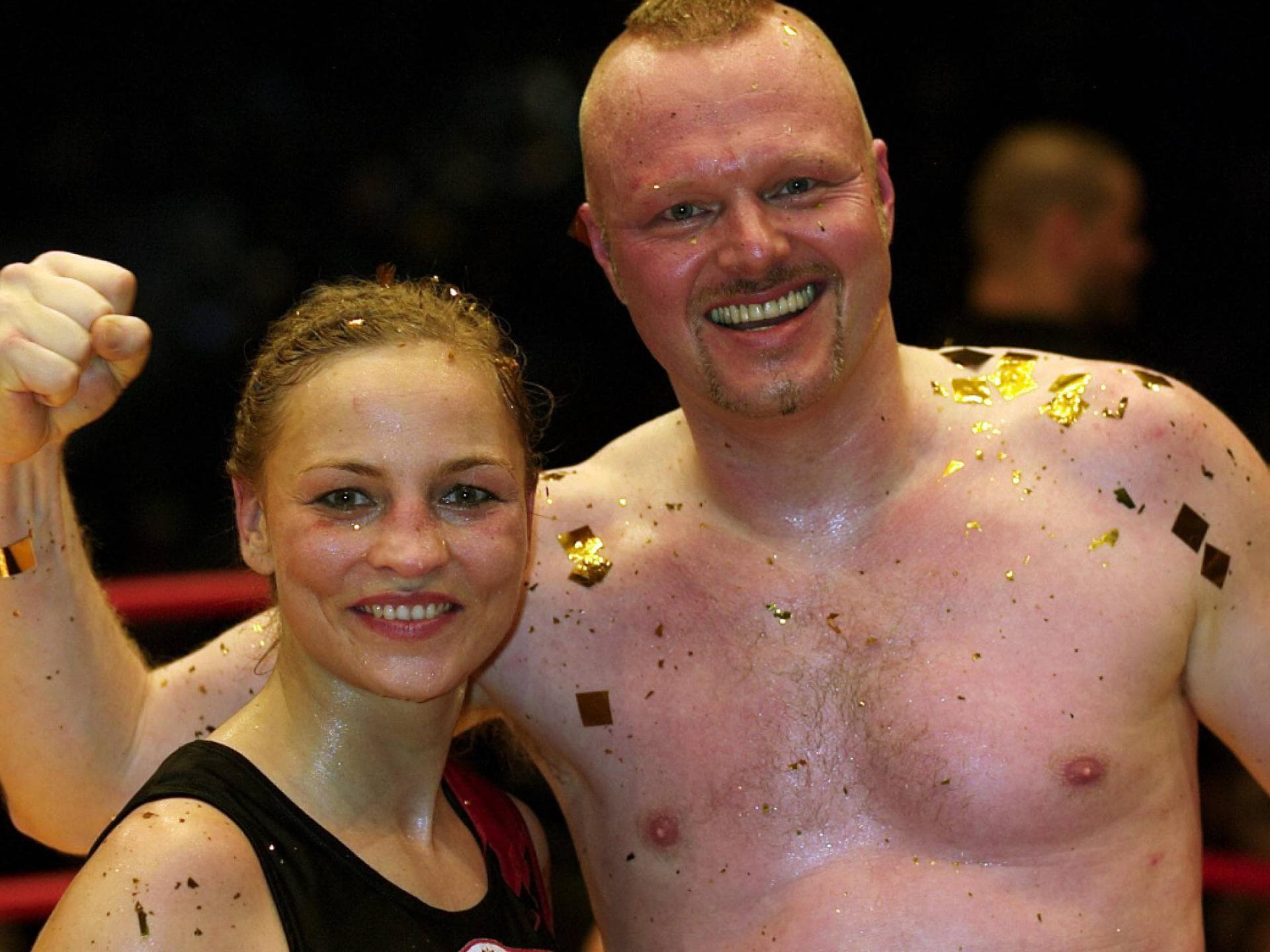 Regina Halmich und Stefan Raab nach ihrem Boxkampf 2007