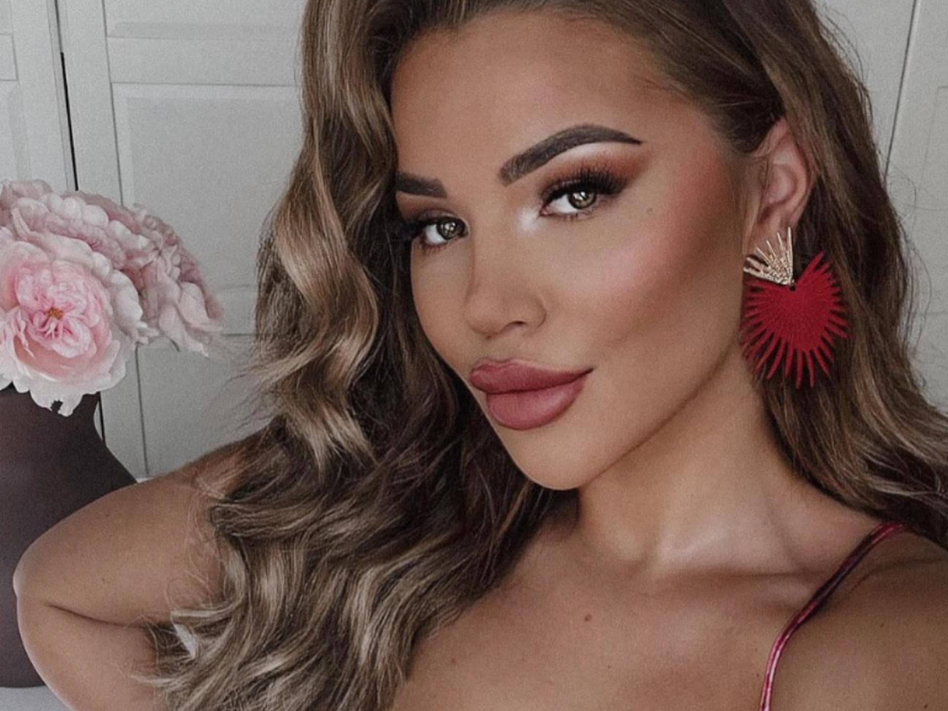 Kim Virginia Hartung macht ein Selfie