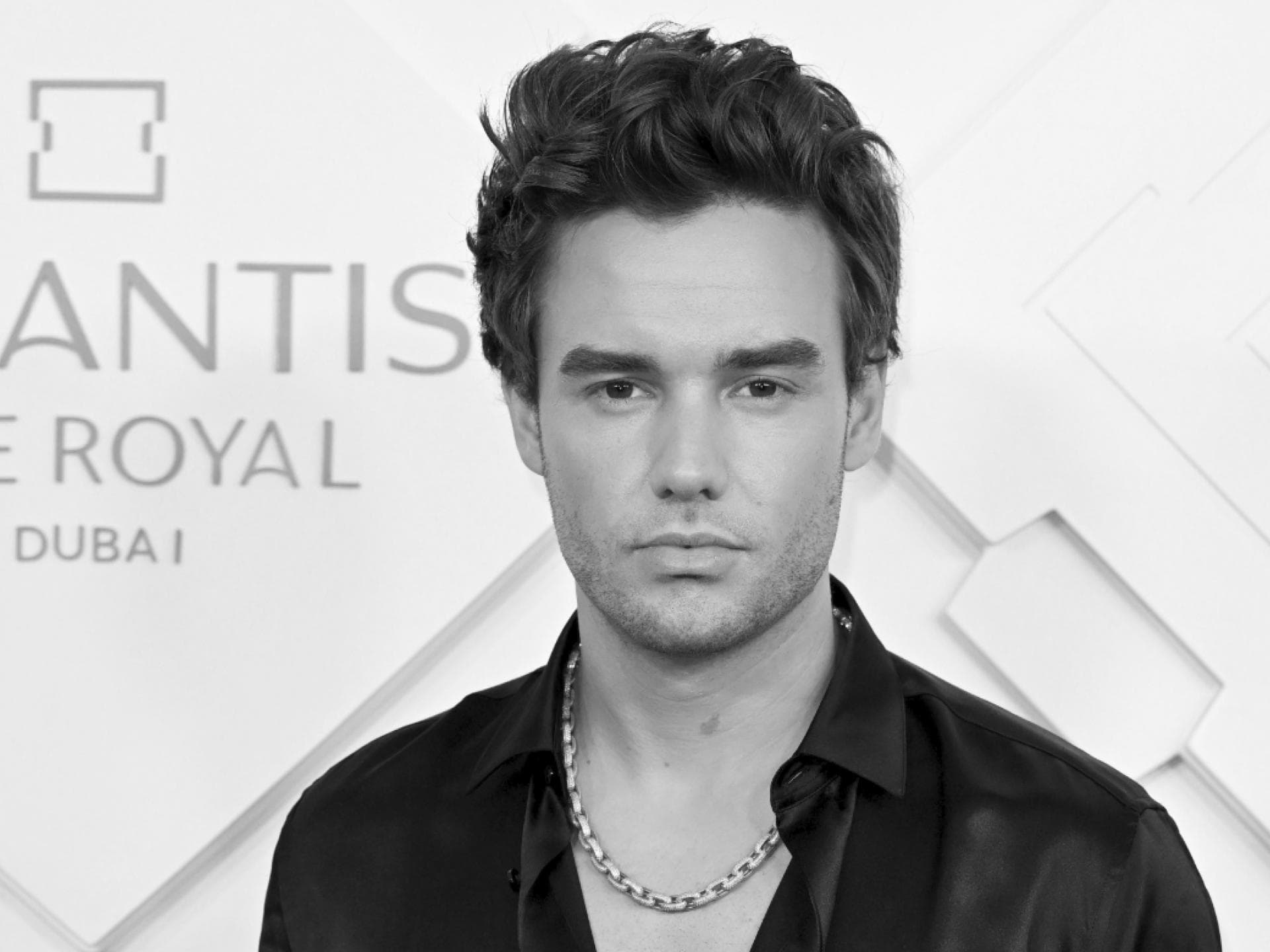 Liam Payne ernst, Schwarz-Weiß-Foto