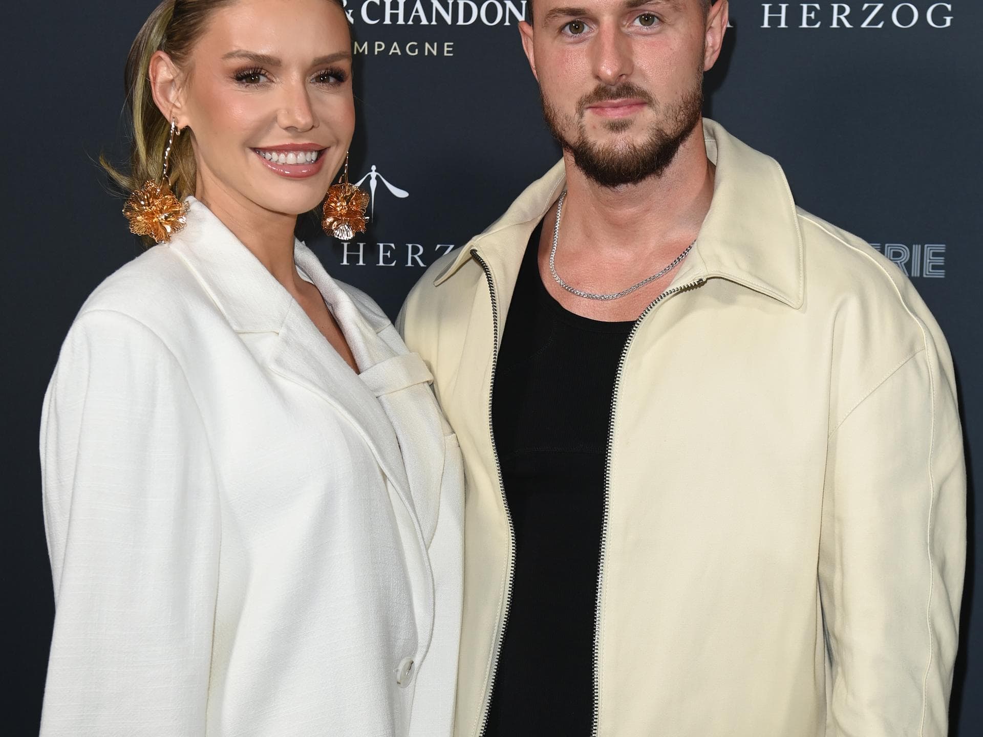 Gerda Lewis und Jannik Kontalis