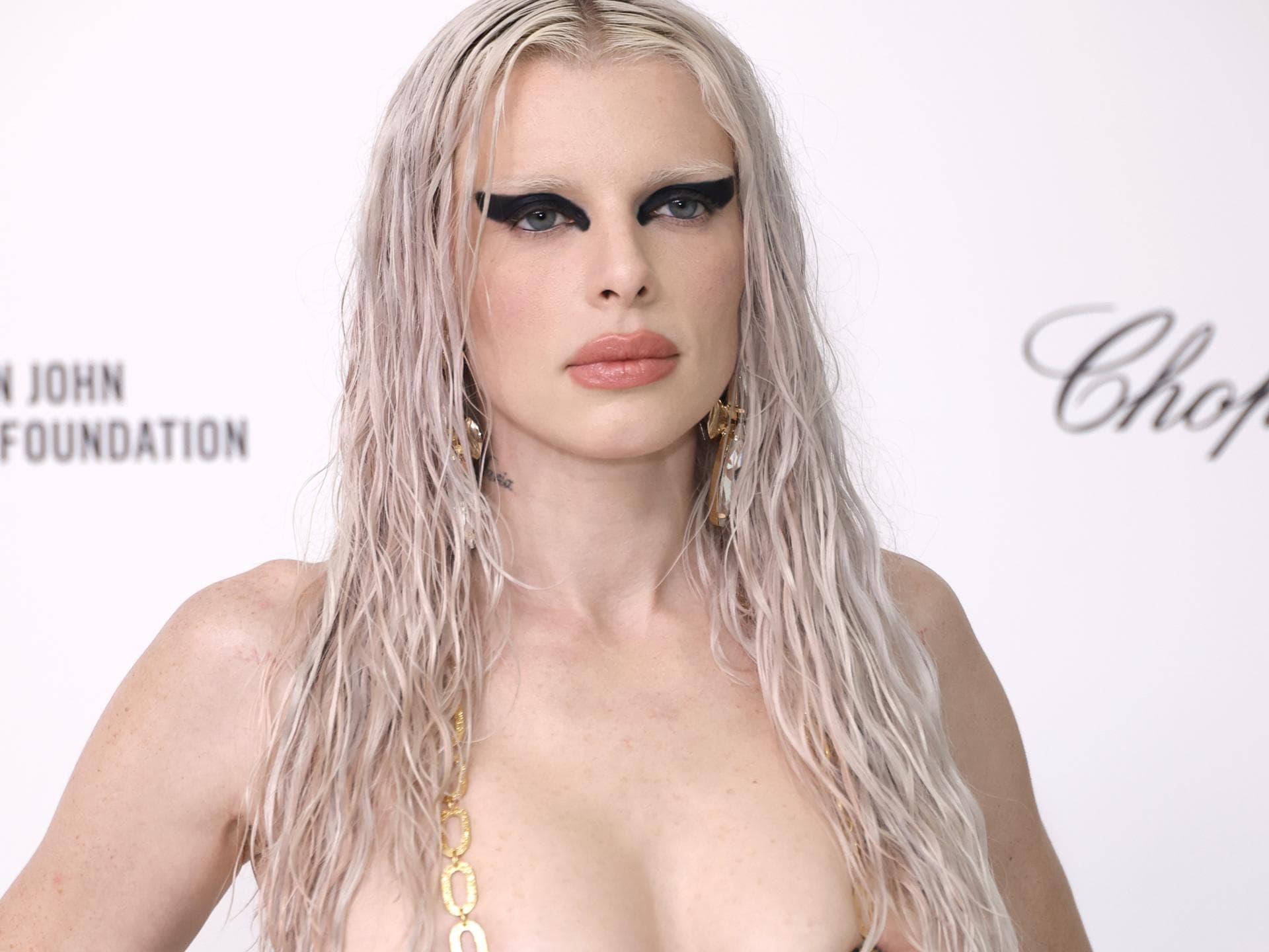 Julia Fox Elton John Aids Foundation Academy Awards Viewing Party 2024