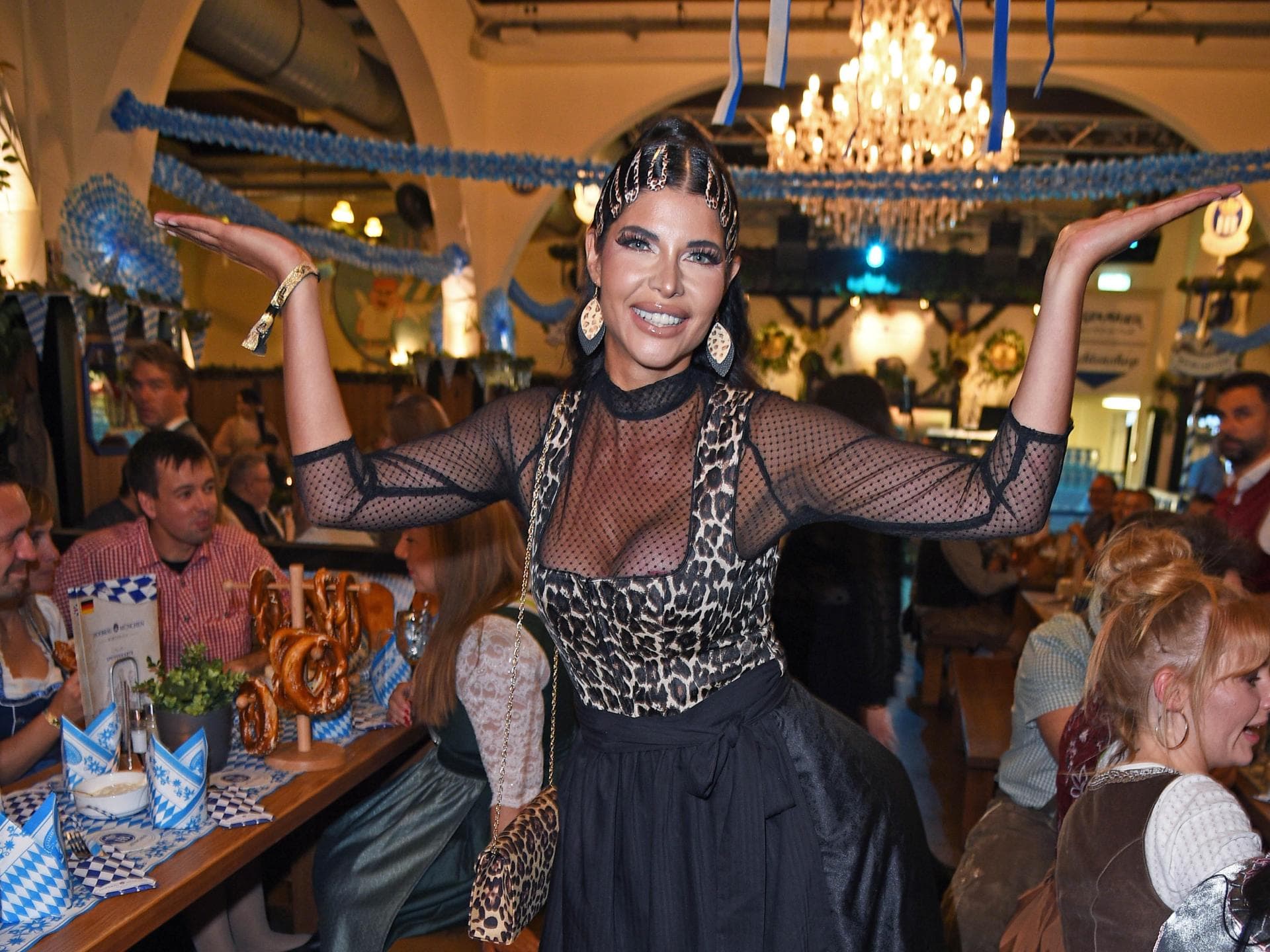 Micaela Schäfer auf dem Oktoberfest 2024