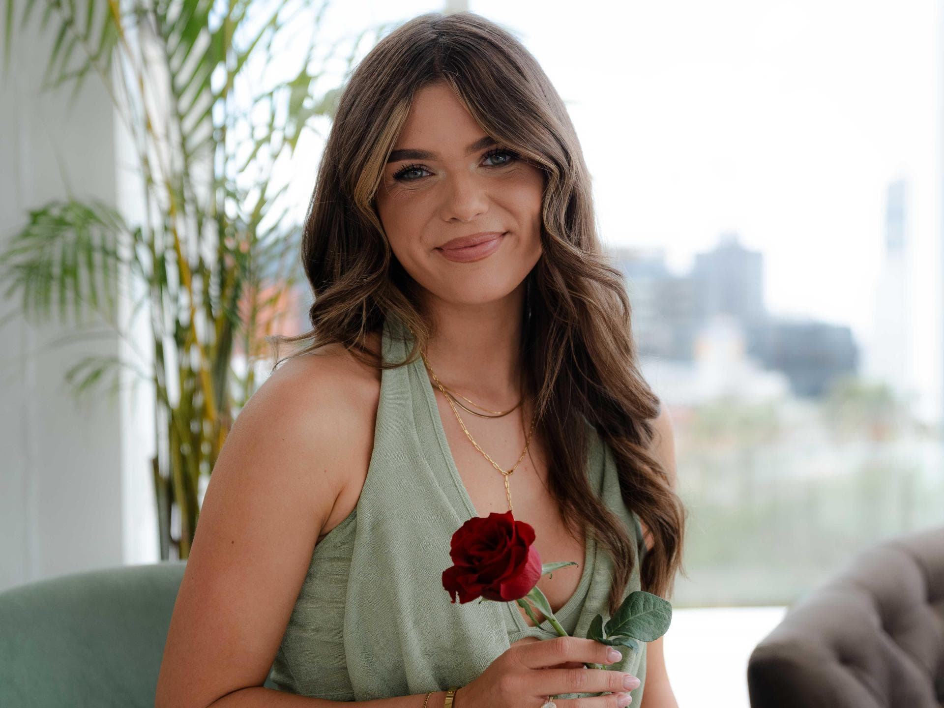 Hannah (25)
