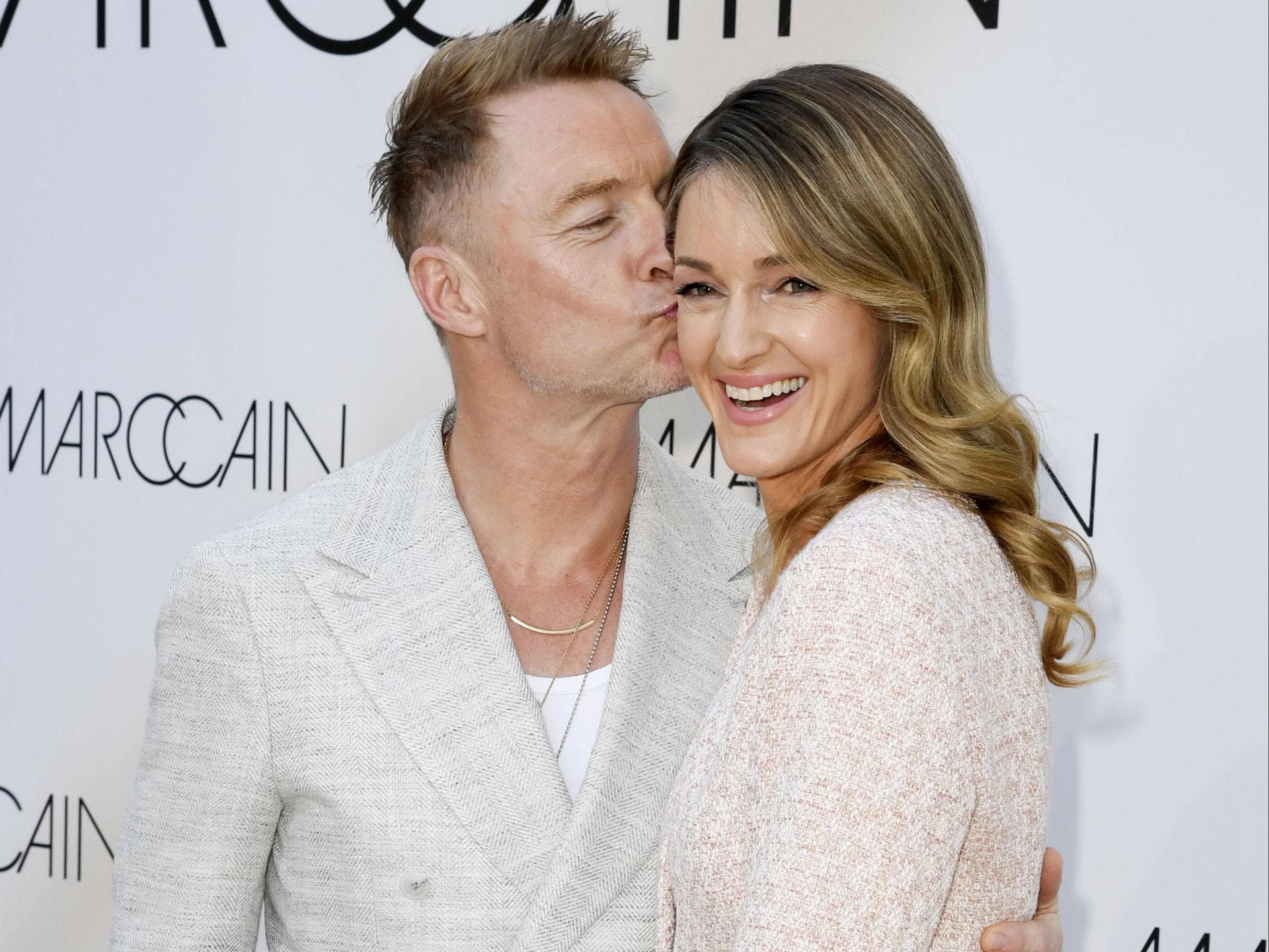 Ronan Keating und Ehefrau Storm Keating auf der Berlin Fashion Week 2025
