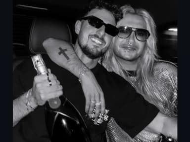 Jannik Kontalis und Bill Kaulitz zusammen im Auto
